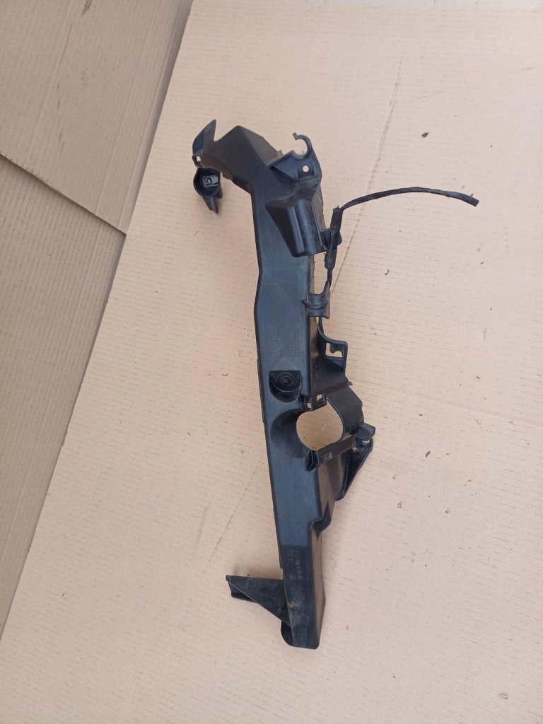 фото №8, Направляющая pod фара левая bmw 3 e91 nr. 7116707