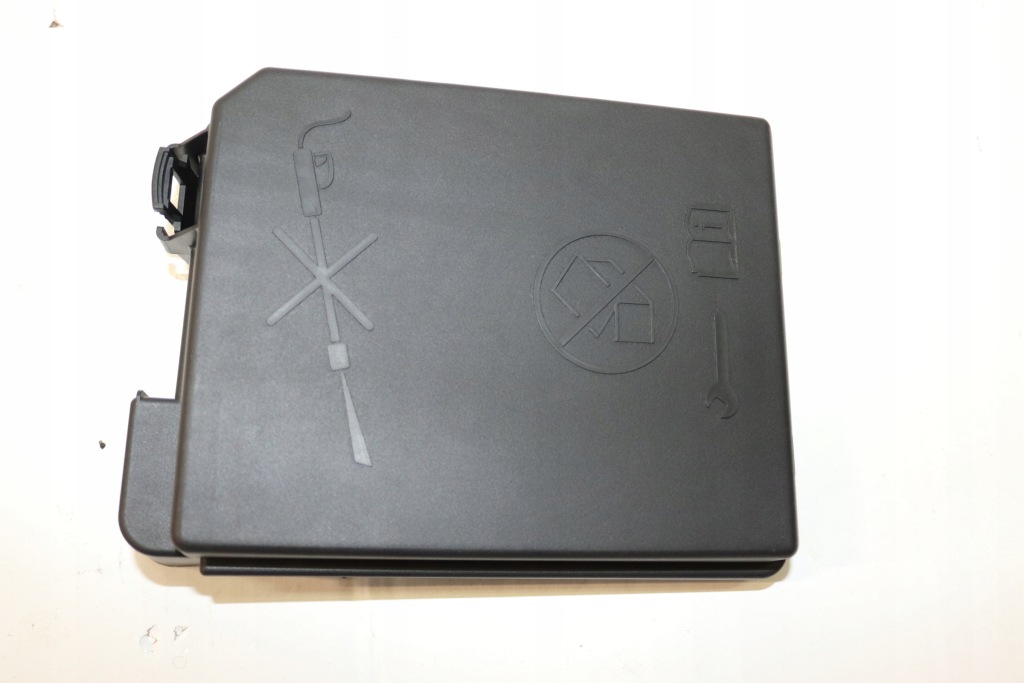 фото №1, Opel corsa e adam крышка коробка предохранителей