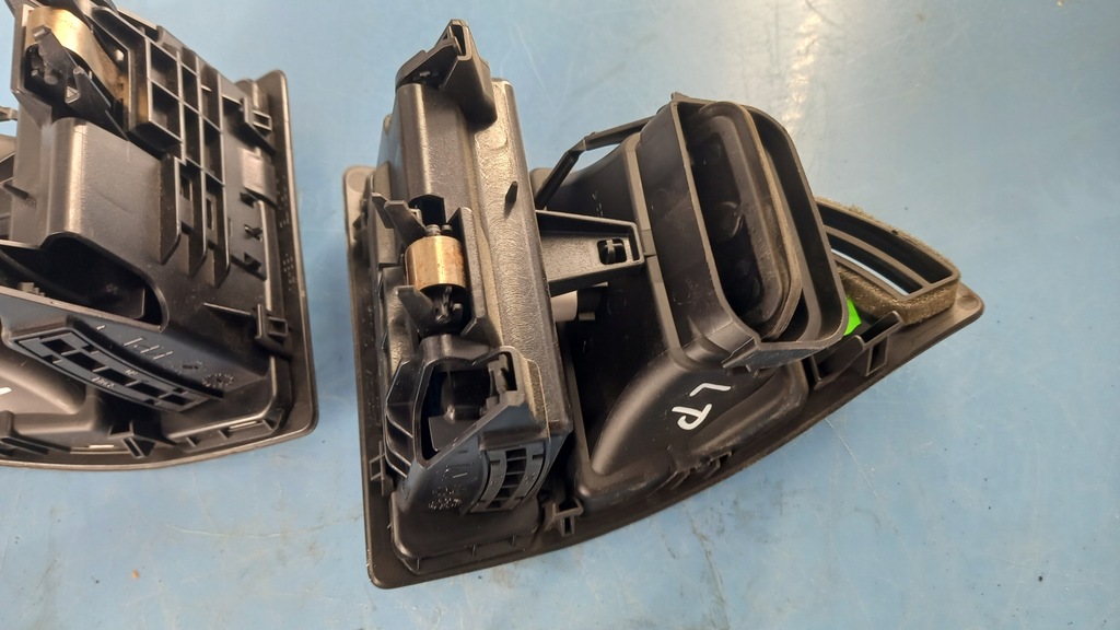 фото №7, Ґрати обдув citroen c4 07r hb 1.6hdi