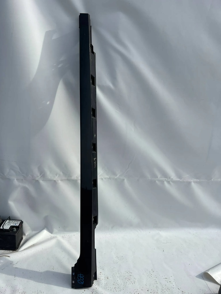 фото №1, Молдинг поріг vw passat b8 3g0 права 3g0853858f