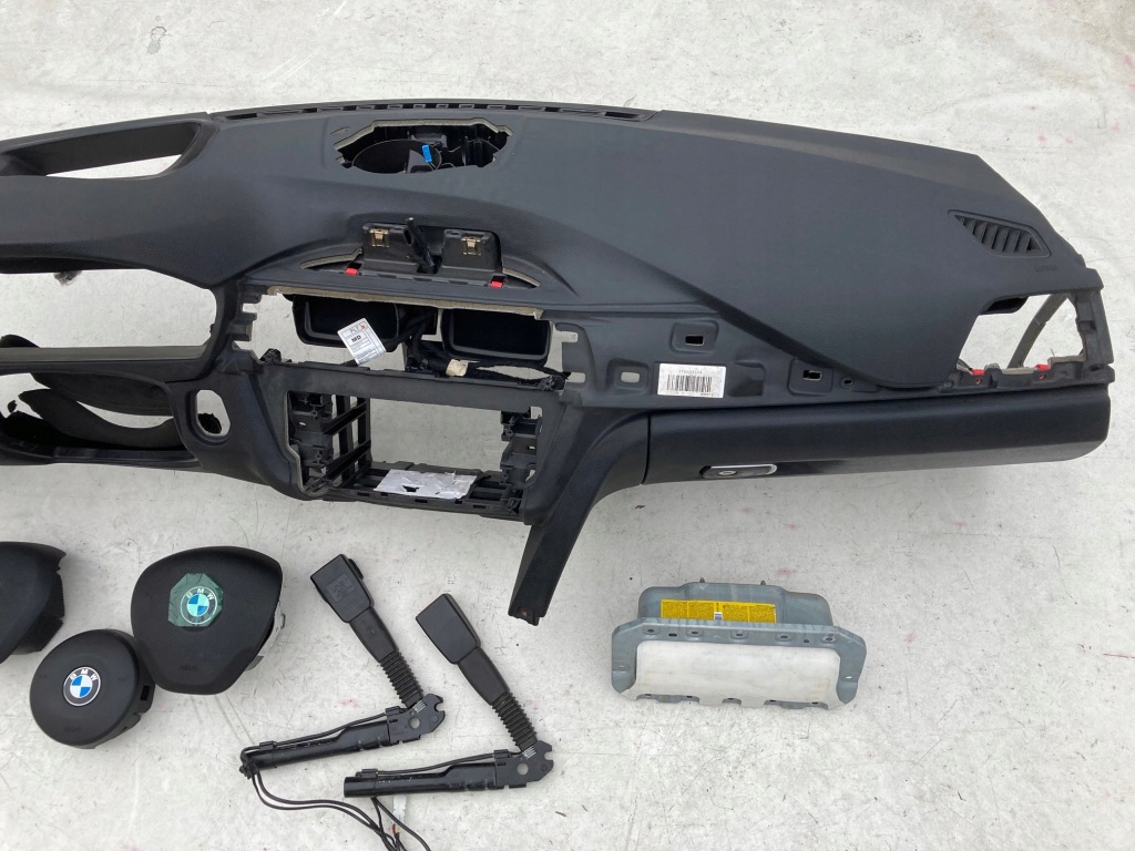 фото №6, Bmw 3 f30 f31 f34 hud приборная панель kokpi консоль подушки безопасности