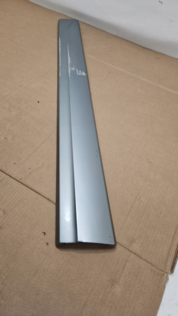 фото №4, Молдинг правая перед дверь audi q5 8r 8r0853960