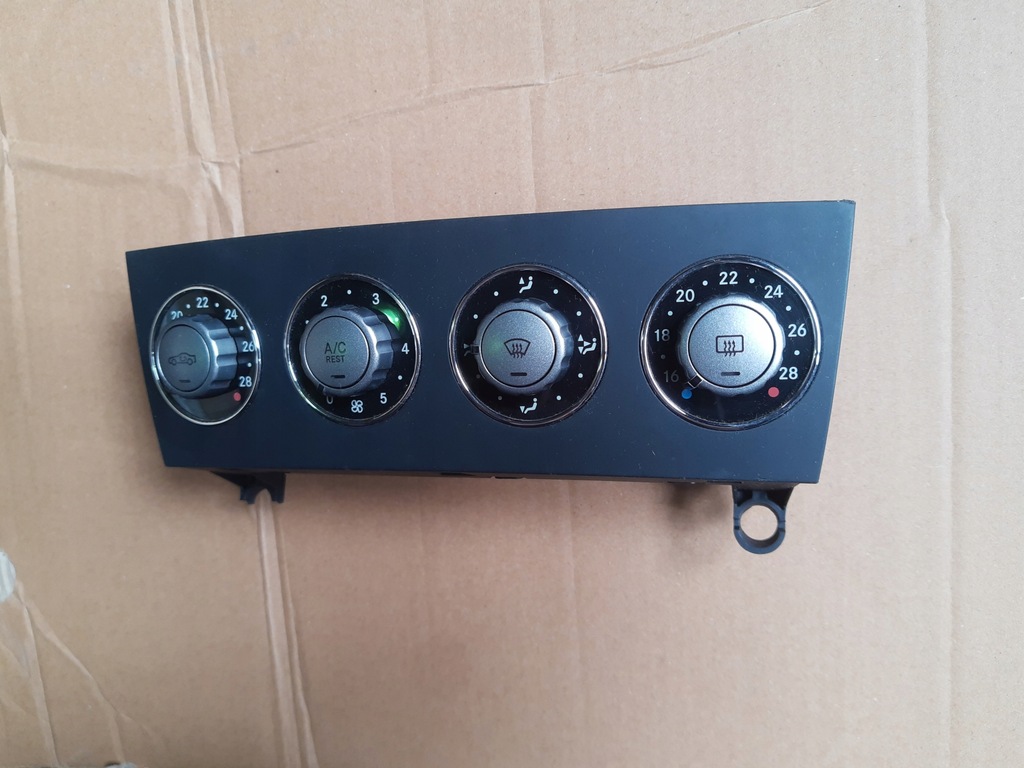 фото №4, Mercedes slk r171 панель кондиционера модуль