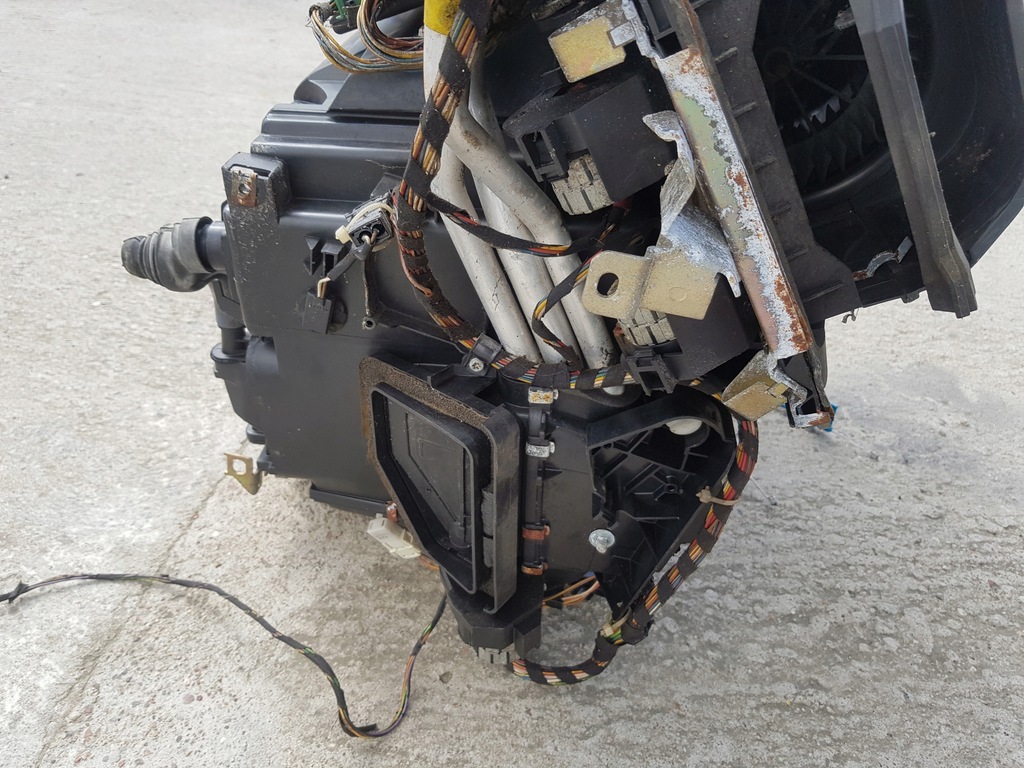 фото №6, Отопитель комплектная bosch оригинал 8 390 038 bmw e34 520i 525i m50b25nv