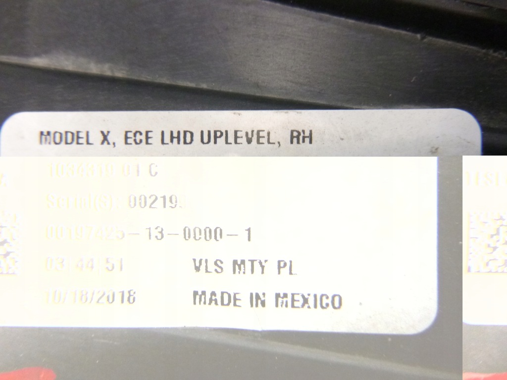 фото №12, Tesla model x 5yjx лампа правий перед права led