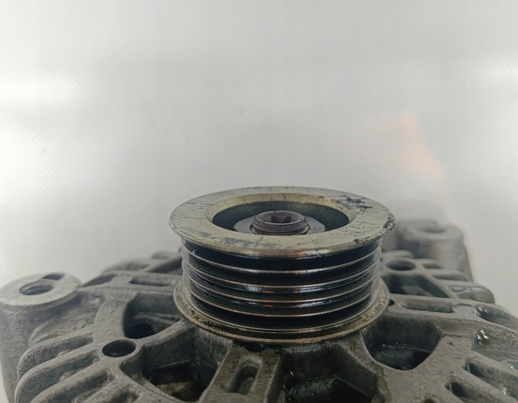 Генератор mini r60 1.6 7823291 Ціна