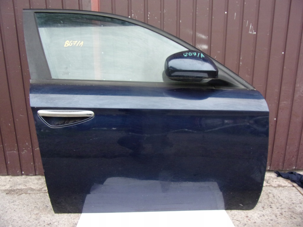 фото №1, Alfa romeo 159 дверь передние правое bez ржавчина 867/a