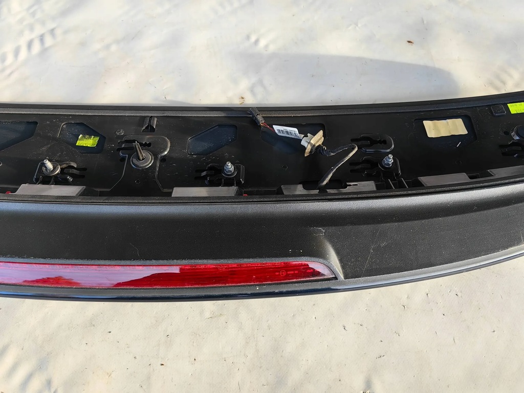 фото №7, Audi q7 4m - спойлер крышки задняя