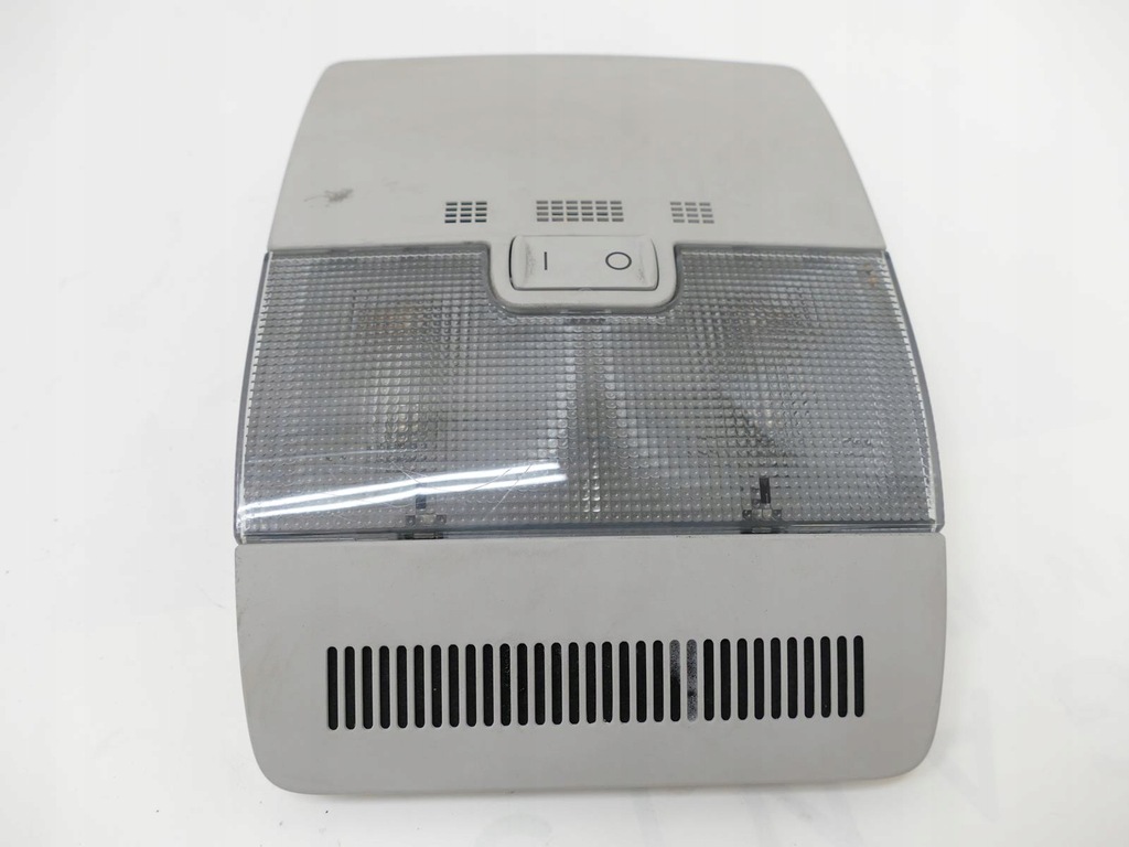 фото №1, Audi a3 8p лампа потолочный свет кабины