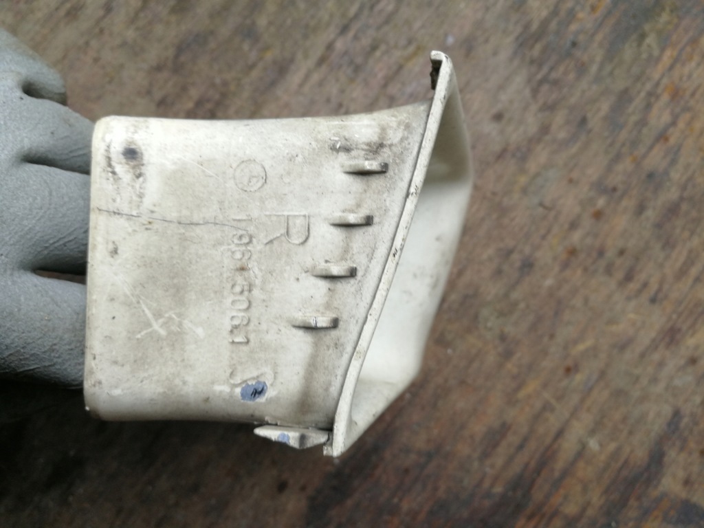 фото №5, Впуск повітря поперечина передній правий bmw e30