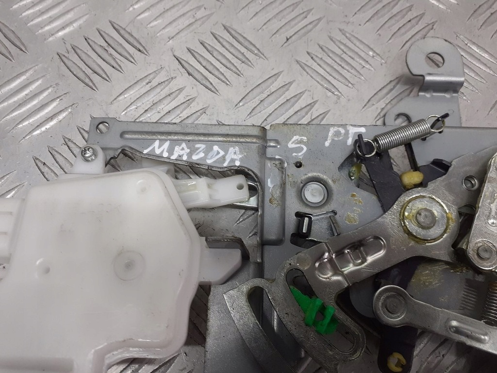 фото №4, Привод замка правый задняя mazda 5