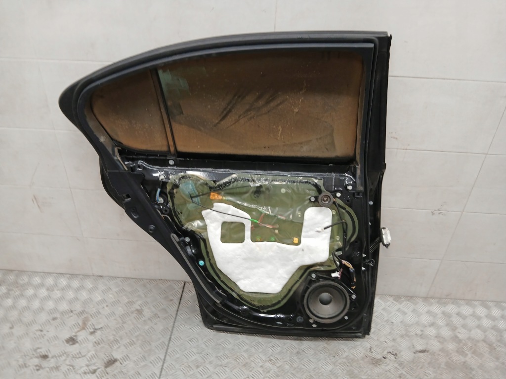 Lexus gs iv дверь левое задняя левое  задняя kol 223 15-18r Цена