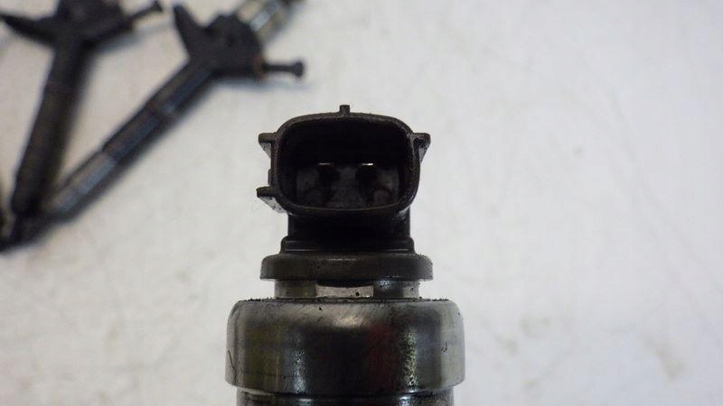 фото №7, Інжектор форсунки бризковики шпильки 142 tys. km nissan navara d40 2.5 d 166005x30a