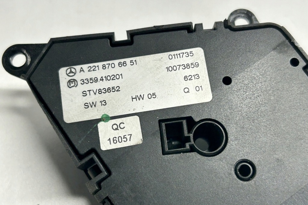 фото №9, Кнопки управление lewego сиденье mercedes-benz s w221 a2218706651 3.0l