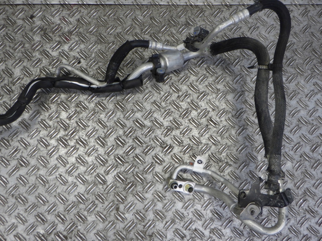 фото №8, Шланг кондиционера jeep compass 2017-