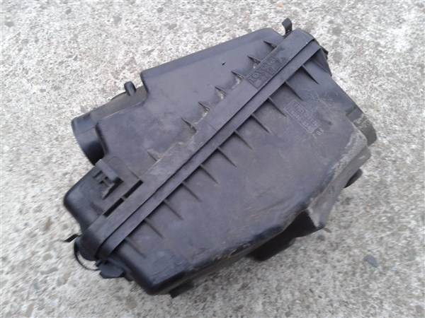 фото №6, Корпус фильтра воздуха corolla e12 2.0 d4d