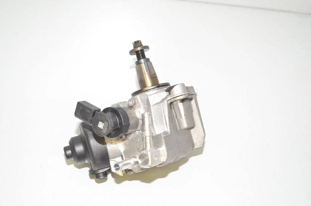 фото №12, Система топливный bmw 4 gran coupe f36 8514154 25321693 2.0l 110kw 2017