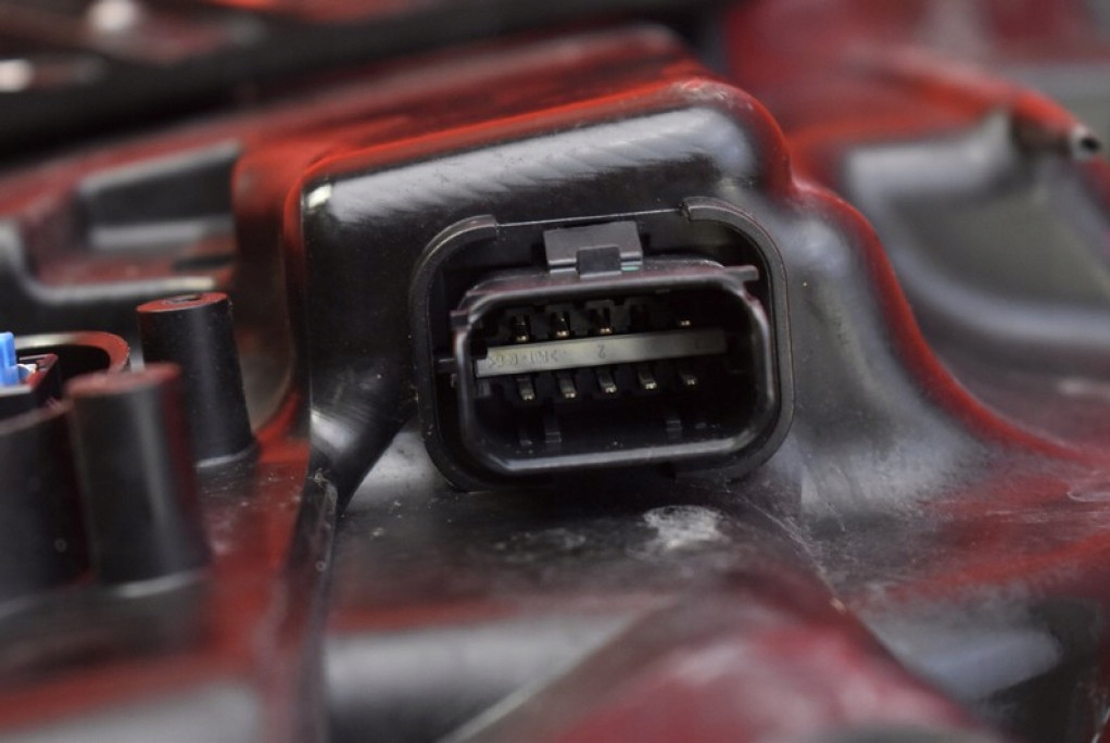 фото №14, Фара правый лампа перед ксенон eu citroen c4 picasso 1 i 06-13