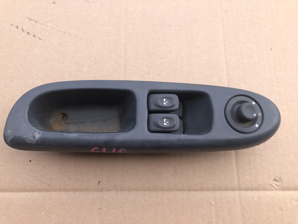фото №1, Панель правий скло перемикач renault clio ii 98-02