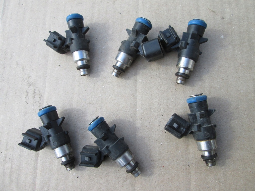 фото №11, Chrysler town country 11- 3.6 инжектор топлива молдинг dodge grand caravan