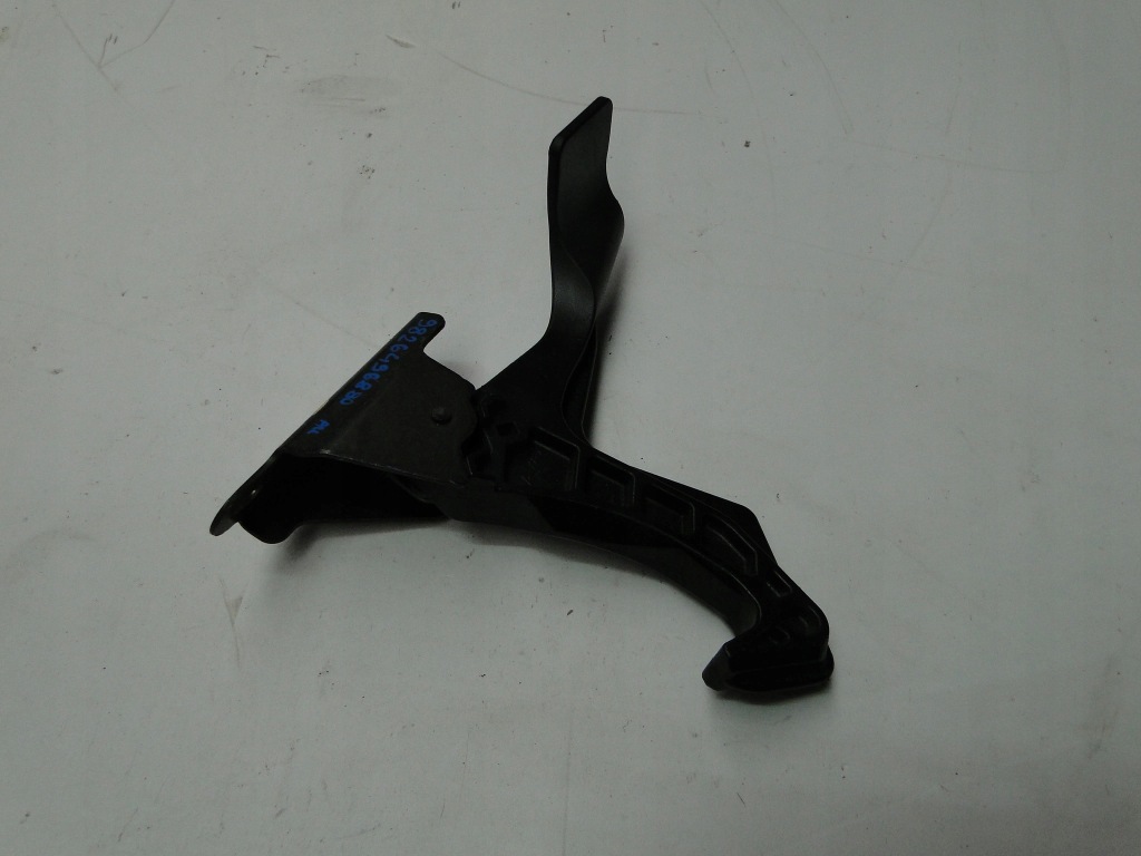 фото №1, Засувка капот peugeot 2008 9826496880