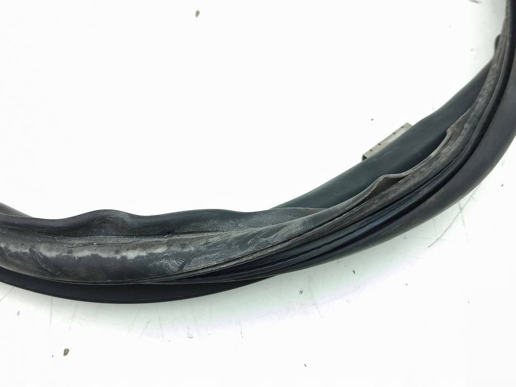 фото №11, Tesla model s 2015 прокладка капот