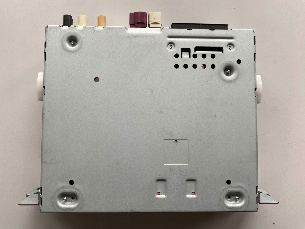 фото №1, Bmw 3 f30 f35 f31 2016 панель / радиопроигрыватель cd/dvd/gps