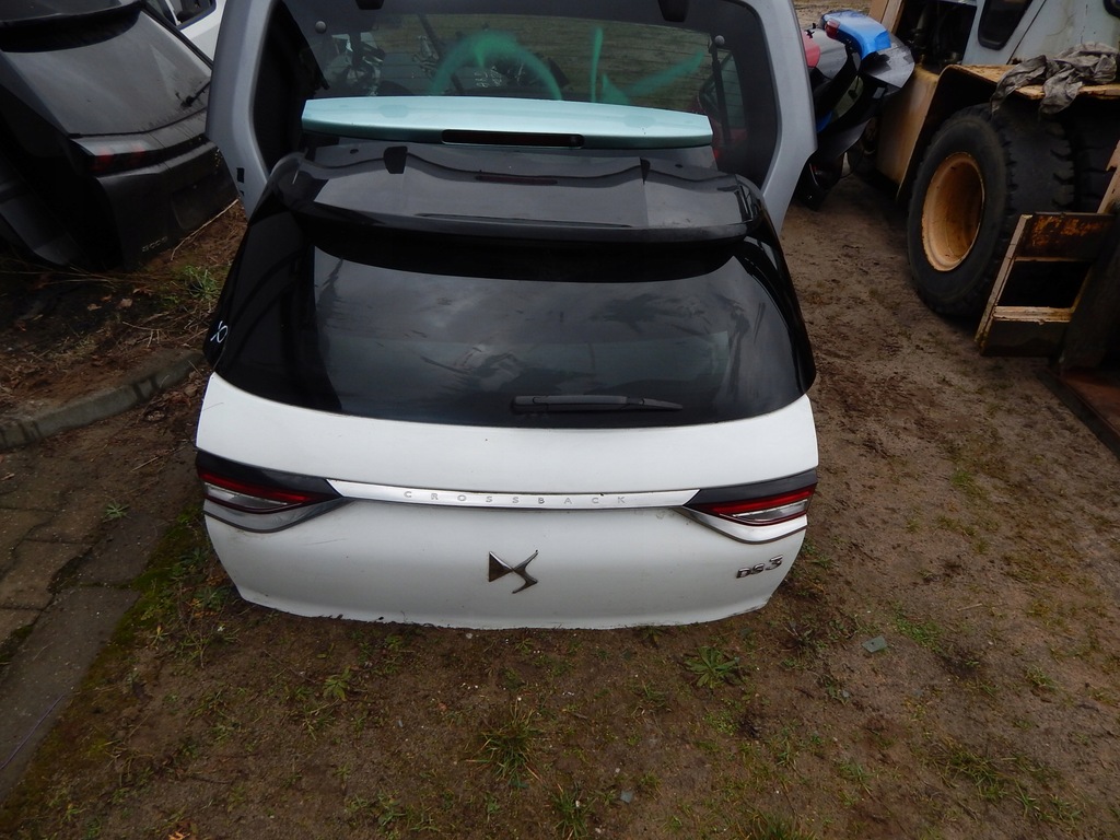 фото №1, Крышка багажника citroen ds3 crossback ładna