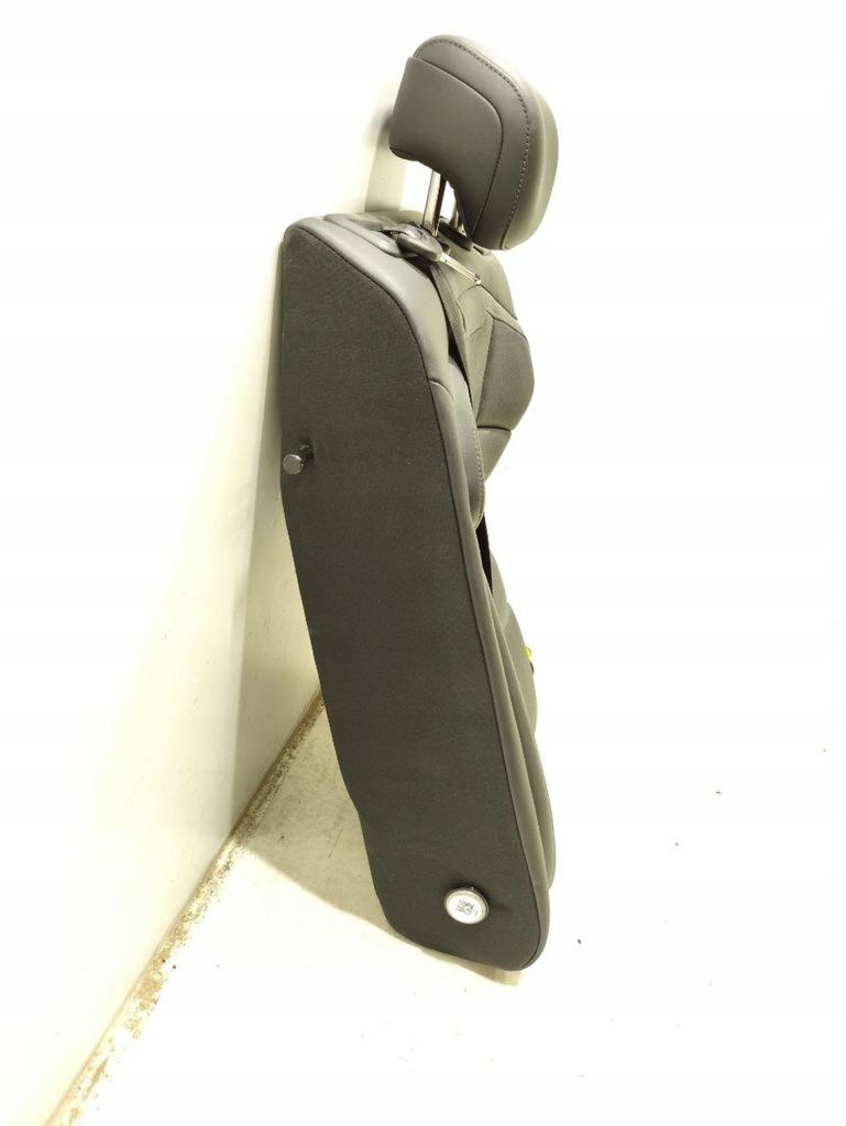 фото №9, Porsche taycan 9j1 2023 сиденье задний