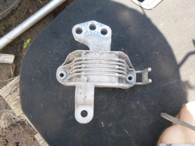 фото №1, Кронштейн подушка двигуна opel astra j 1.7 cdti