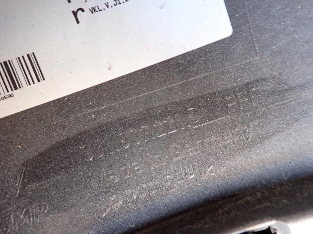 фото №11, Porsche taycan 19-24 бампер перед передний pdc