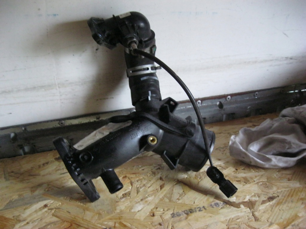 фото №1, Kadjar 1.5 dci патрубок wody