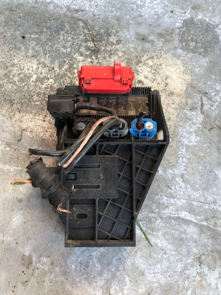 фото №1, Модуль предохранителей клемма c5 iii x7 2.7 hdi