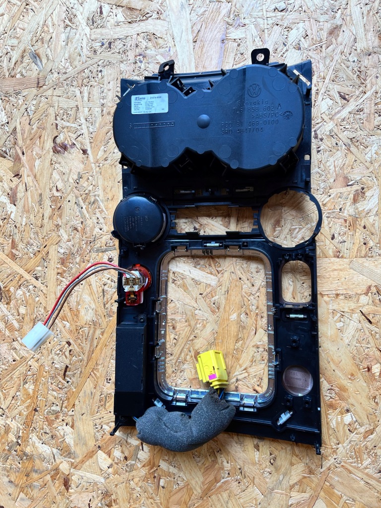 фото №9, Декори накладки декоративні vw touareg 7l6857188q