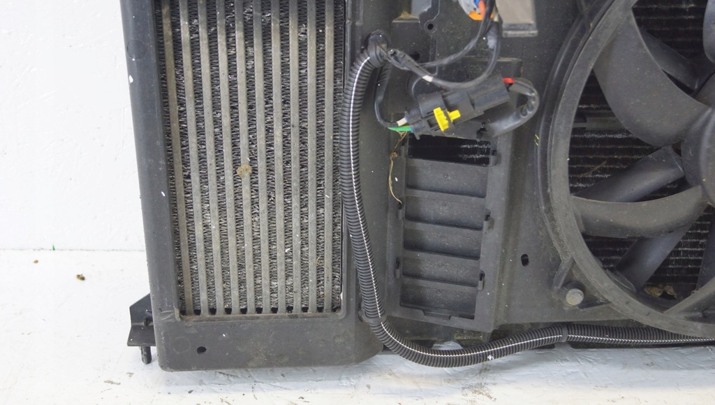 фото №9, Pas передний радиатор peugeot 5008 1.6hdi