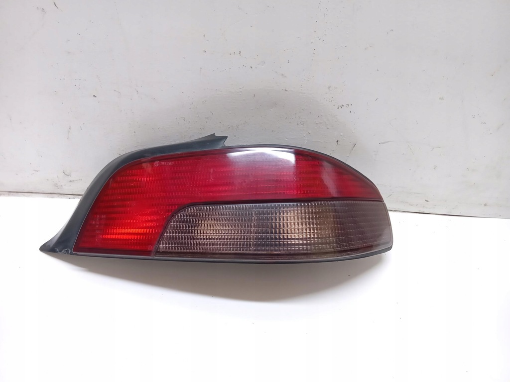 фото №1, Лампа права задня peugeot 306 kabriolet