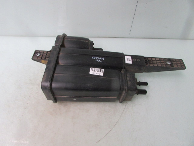 фото №1, Optima iv 2.0 17r kanister паров фильтр угольный