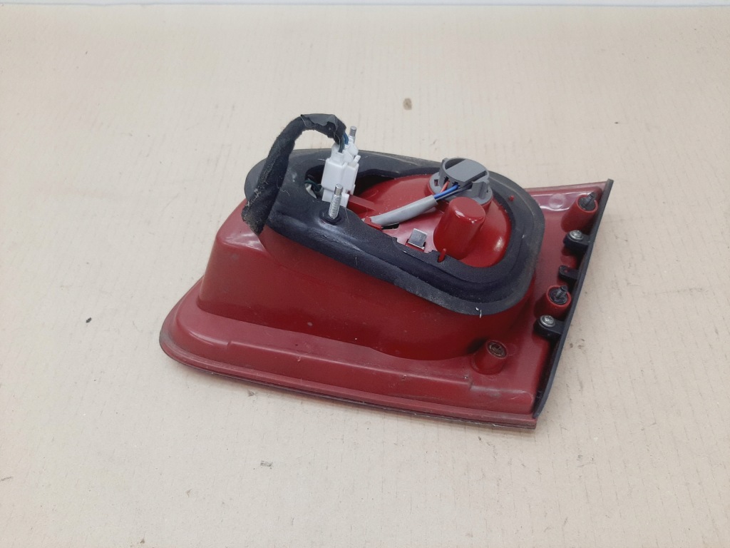 фото №16, Лампа правая + левая w крышка задняя hyundai santa fe santa-fe ii lata 2006-2009