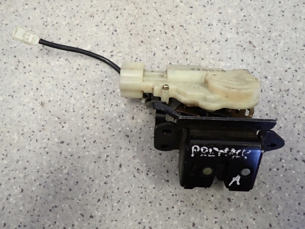 фото №1, Mazda premacy 99-05 замок кришки багажника