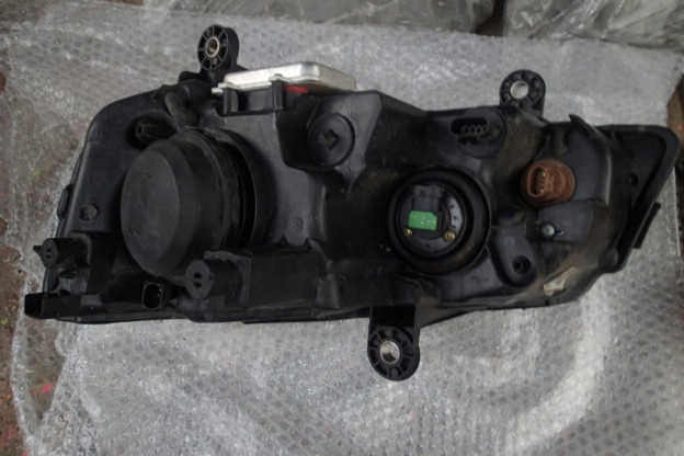 фото №7, Chrysler voyager v 08- лампа правая передняя ксенон заменитель