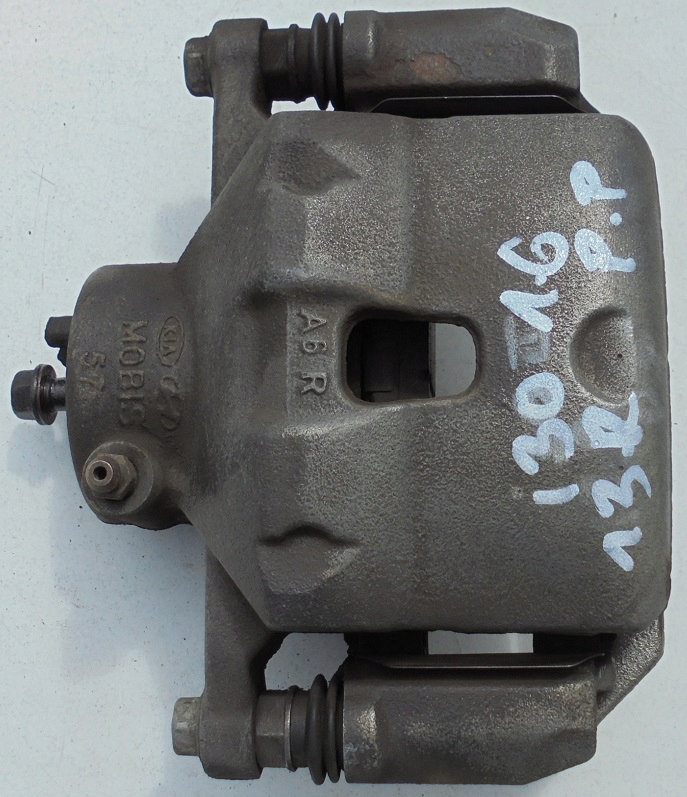 фото №1, Hyundai i30 ii 13 r 1.6 gdi супорт правий перед