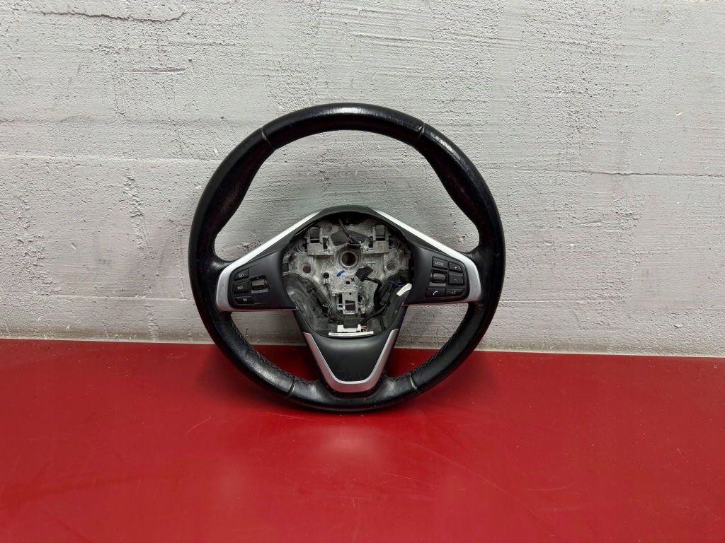 фото №1, Воздуховод bmw x1 f48 6860294 30987733 2.0l бензиновый 2016