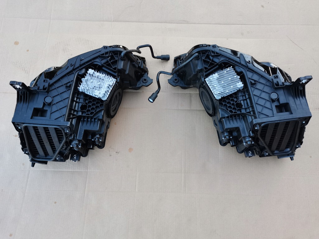 Audi q3 83a ліхтарі  перед led ліва правий 83a941034a 83a941033a Доставка