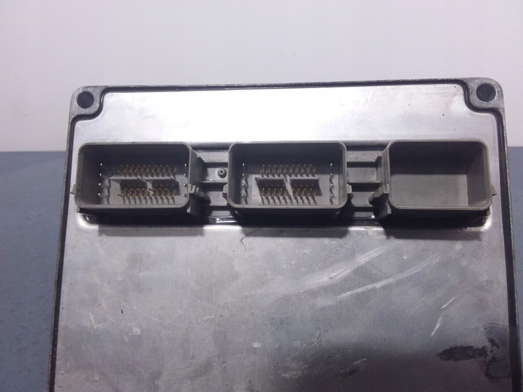 фото №5, Volvo s40 ii 1.8b бортовой компьютер блок управления двигателя 30729274a