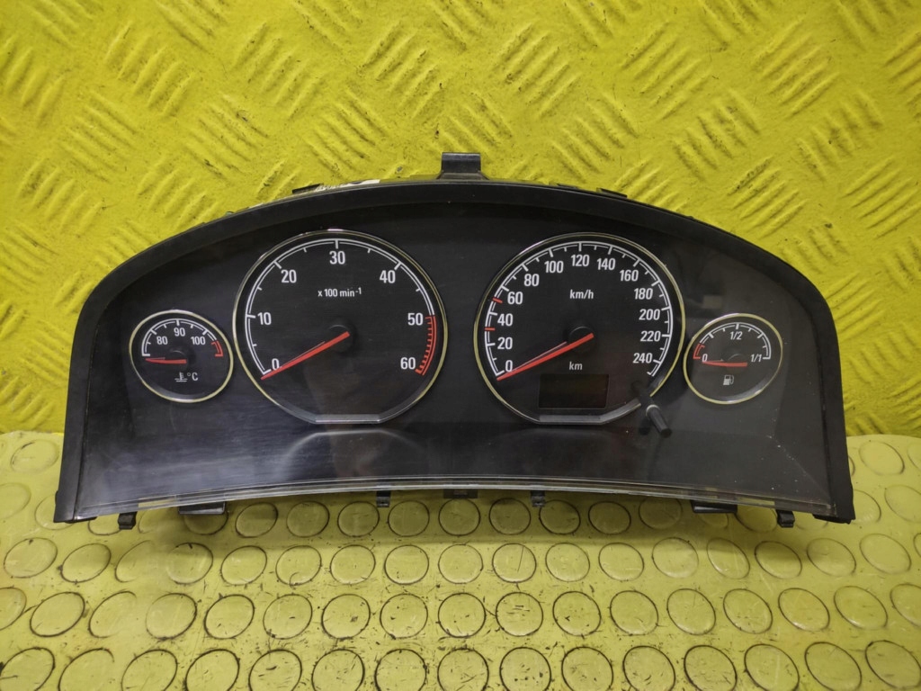 Купить Opel signum 1.9 cdti счетчик 13193059rx