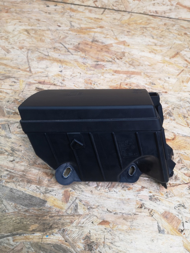 фото №1, Vw golf vii корпус предохранителей