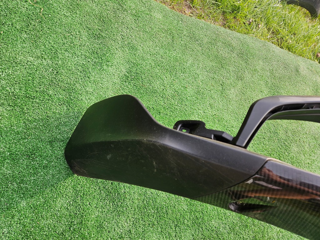 фото №8, Спойлер dół накладка карбон бампера porsche taycan cross turismo 9j0