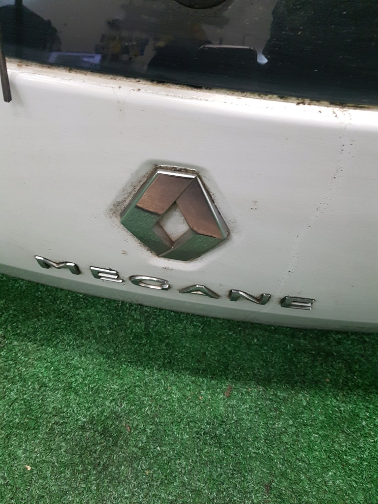 Крышка багажника задняя задний renault megane 3 dv369 2009 Недорого