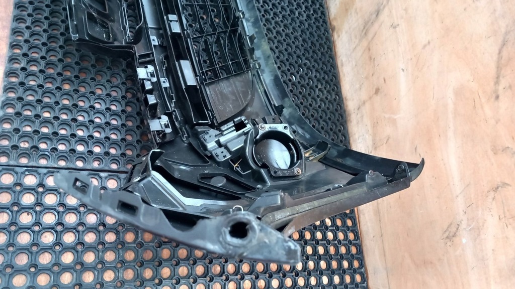 фото №12, Renault megane iii бампер перед nv676