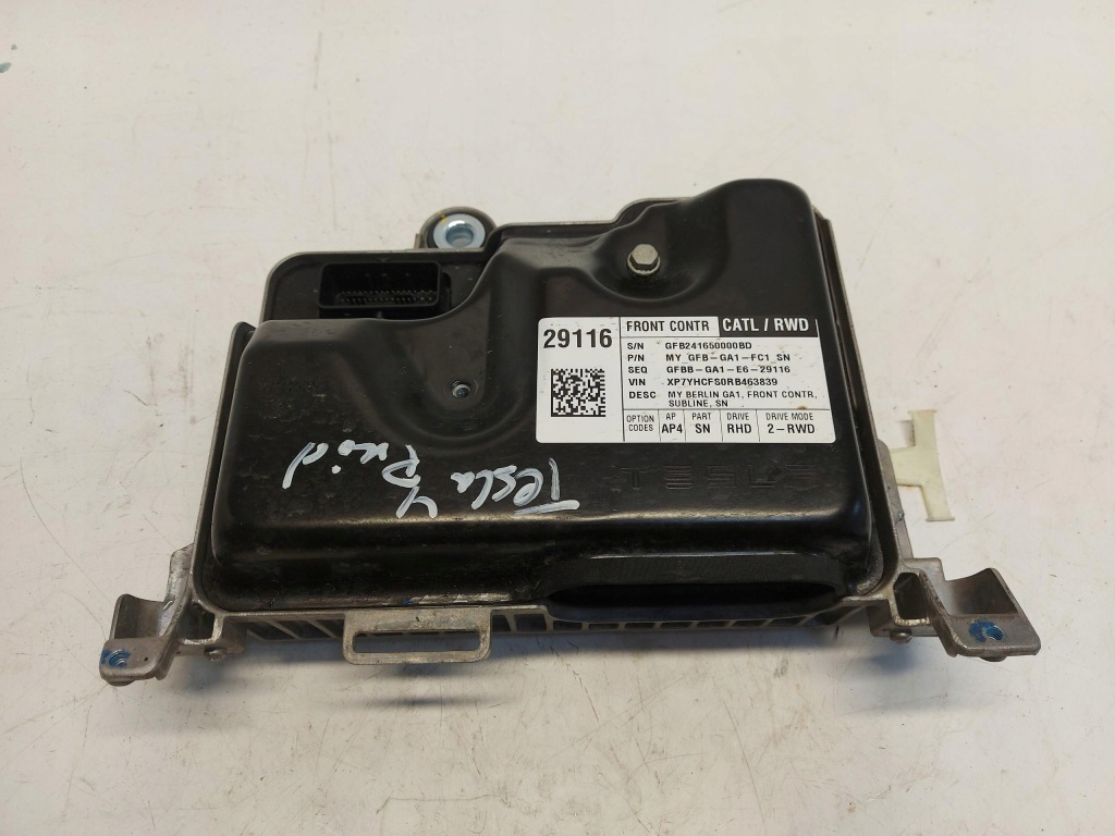 Купити Tesla model y 2024r модуль блок керування комфорту 1497327-00-b